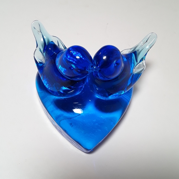 Kissing Blue birds happiness signed 1990 - Picture 2 of 9